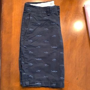 Flat front Slim navy short with sharks